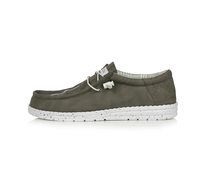 Roam Blackout Shoe