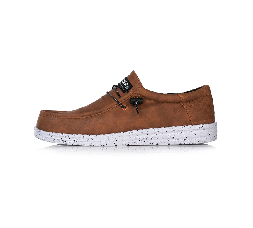 Roam Blackout Shoe